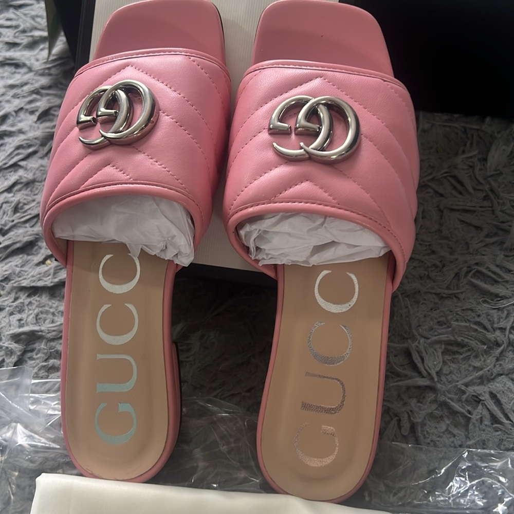 Gucci double G matelasse leather slide - Picture 2 of 10